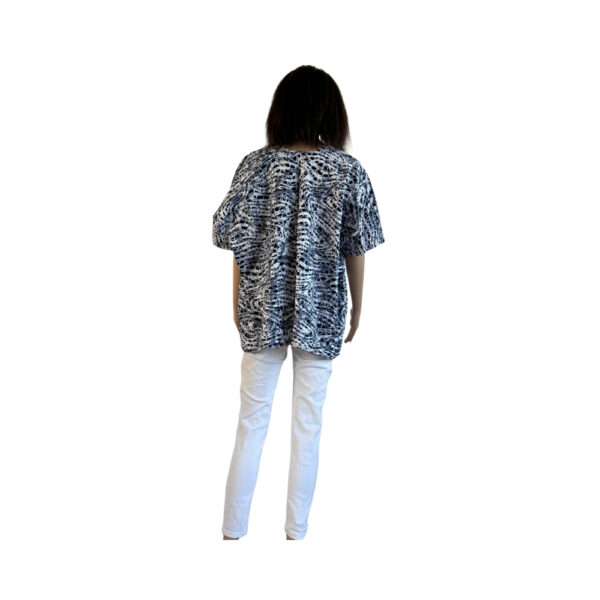 Grey and White Free Blouse - Image 2
